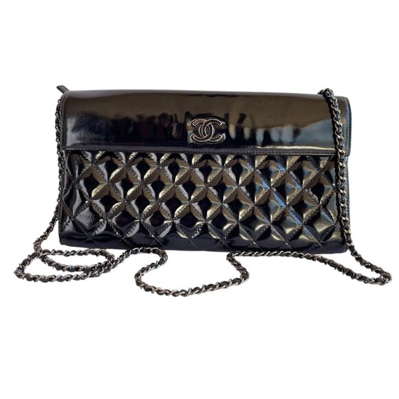 CHANEL Black Patent Leather Quilted Chain Wallet Bag Shoulder Clutch WOC - Picture 13 of 16